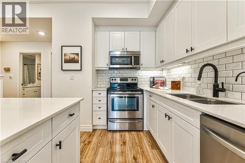 112 Union Street E · B306 · listing photo 3