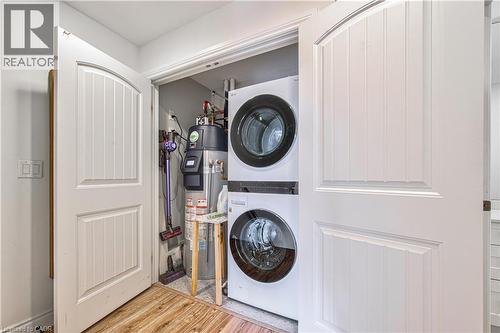112 Union Street E · B306 · listing photo 12